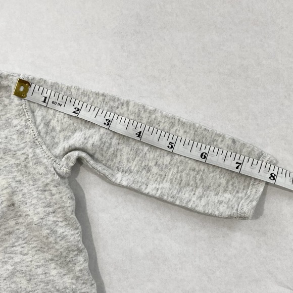 Set of Long Sleeve Onesie bodysuits by Carter's 100% Cotton - Picture 6 of 16